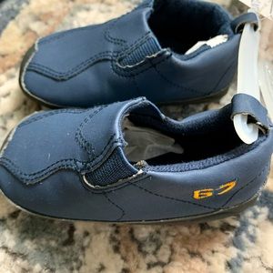NWT Koala Kids Infant Slid On Soft Sole Boys Blue Little Sneakers Shoes 18M